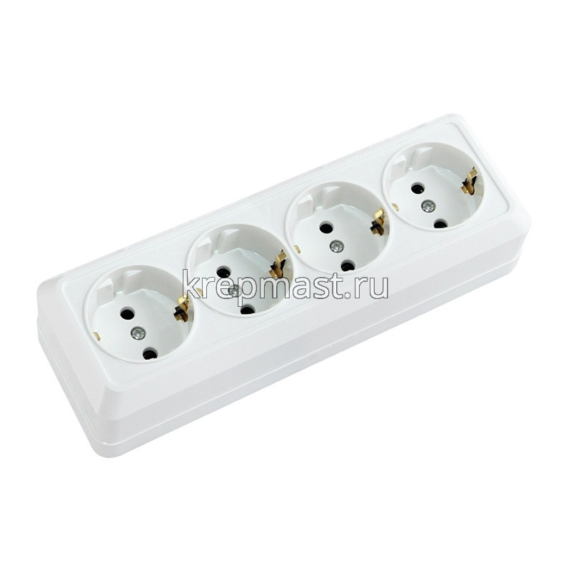 Розетка ЛАДОГА / UNIVersal ОП белая с/з 4х местная